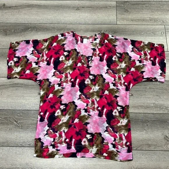 Tommy Bahama beach coverup size medium - Picture 2 of 3